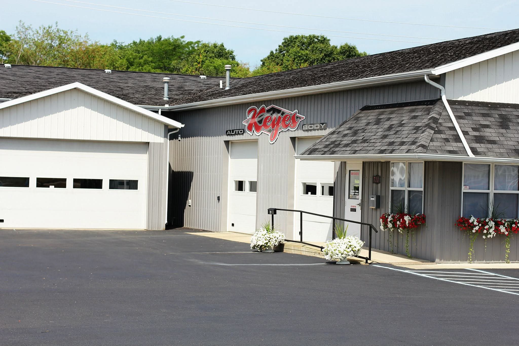 Keyes Auto Body storefront